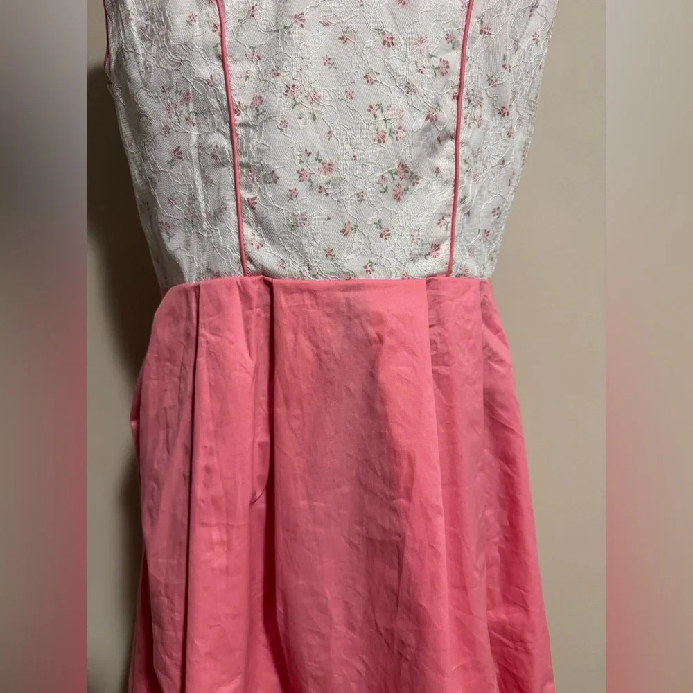 NWT Scarlet Darkness Pink and White Square Neckline Floral Dress size large - Picture 9 of 12